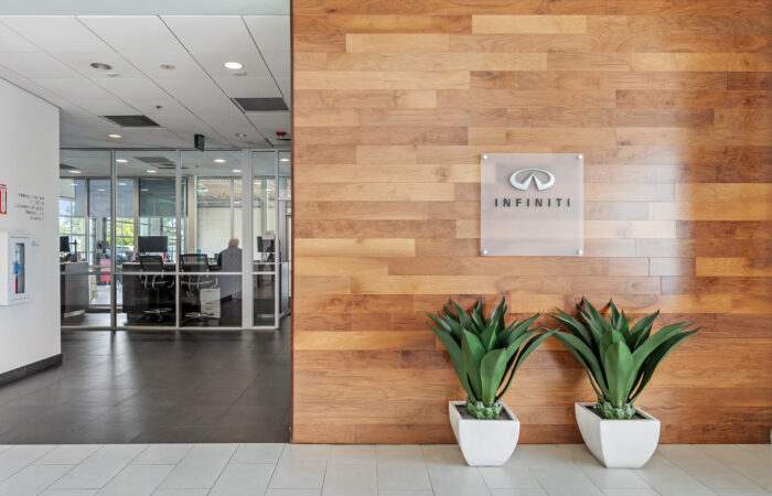 Crossroads Infiniti Lobby
