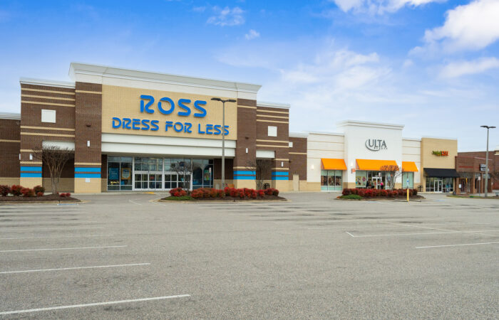 Breckenridge Shopping Center